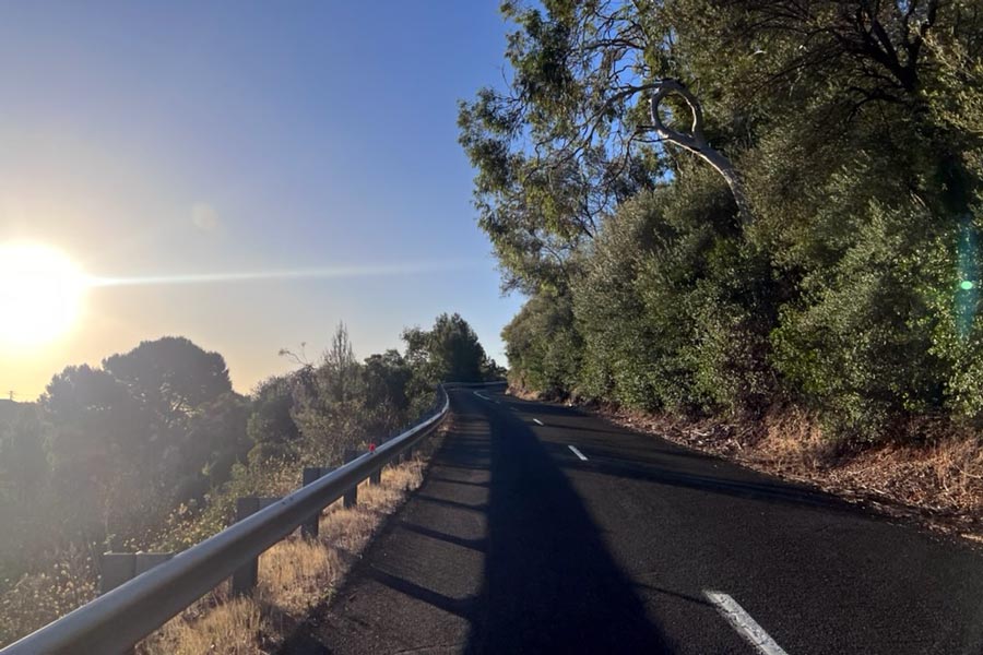 Bike ride through the Adelaide Hills